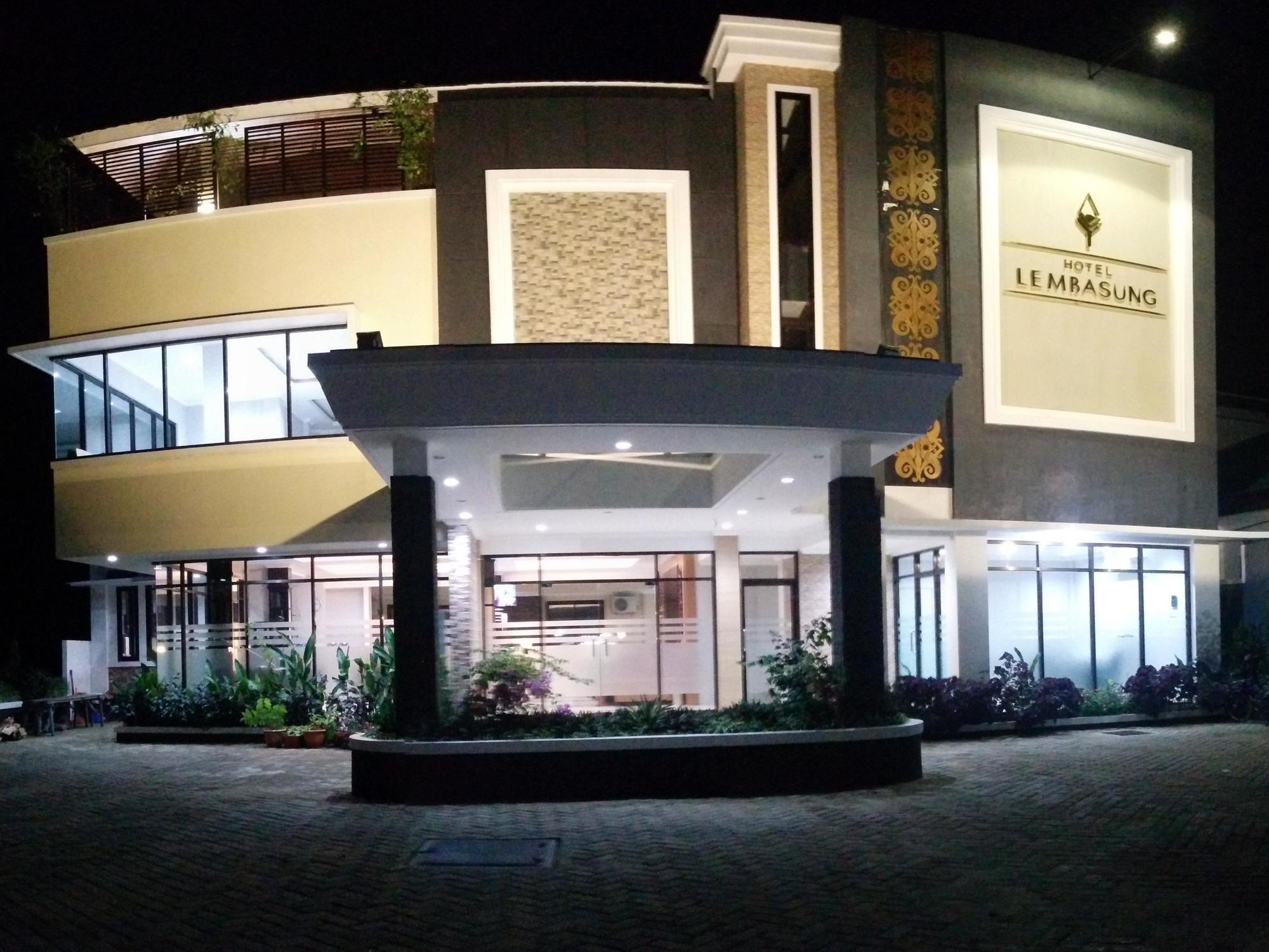 Lembasung Boutique Syariah Hotel Tarakan Exterior foto